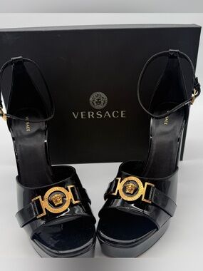 Versace Tribute “Gianni" Patent Leather Platform Sandals size EU 40